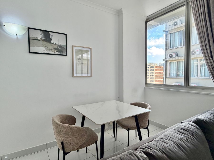 2 Bedroom Property for Sale in Cape Town City Centre Western Cape